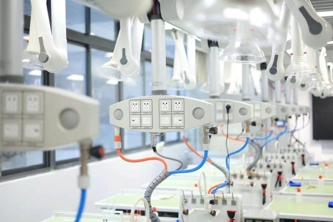 中国科学院深圳理工大学附属实验高级中学