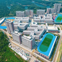 深圳市高级中学有为高中校园环境