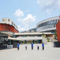 深圳市致理中学校园环境