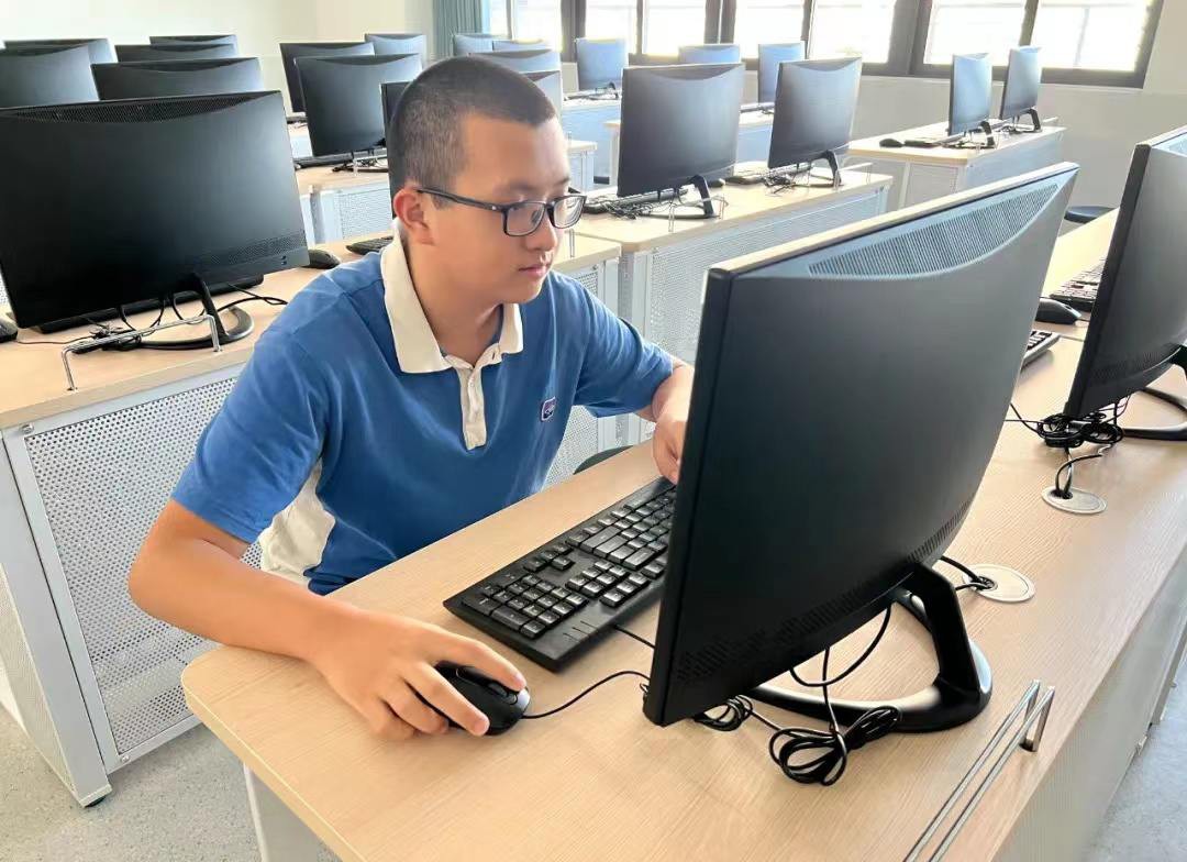 深圳实验学校崇文高中