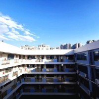 布吉中学校园环境