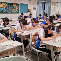 坪山高级中学校园环境