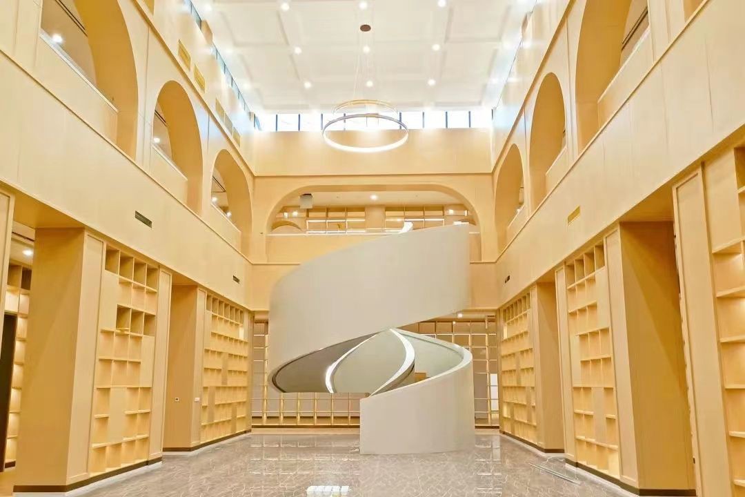 深圳市燕川中学