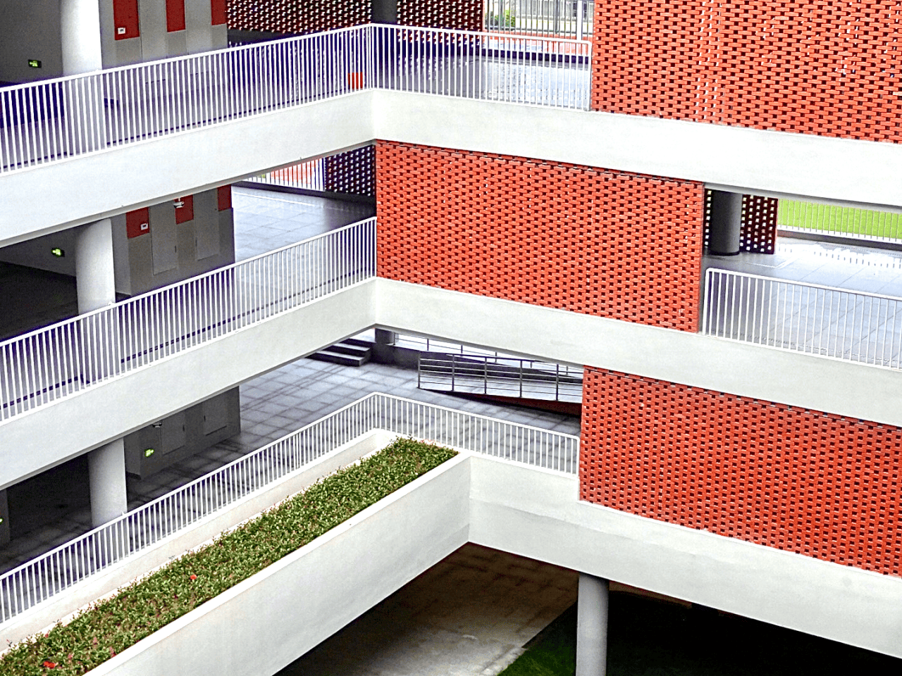 深圳市龙华外国语高级中学