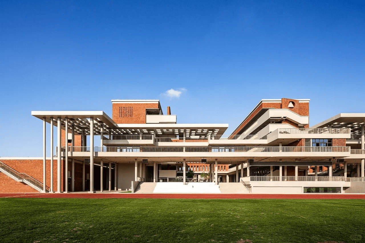 深圳市燕川中学