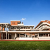 深圳市燕川中学校园环境