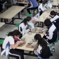 平冈中学校园环境
