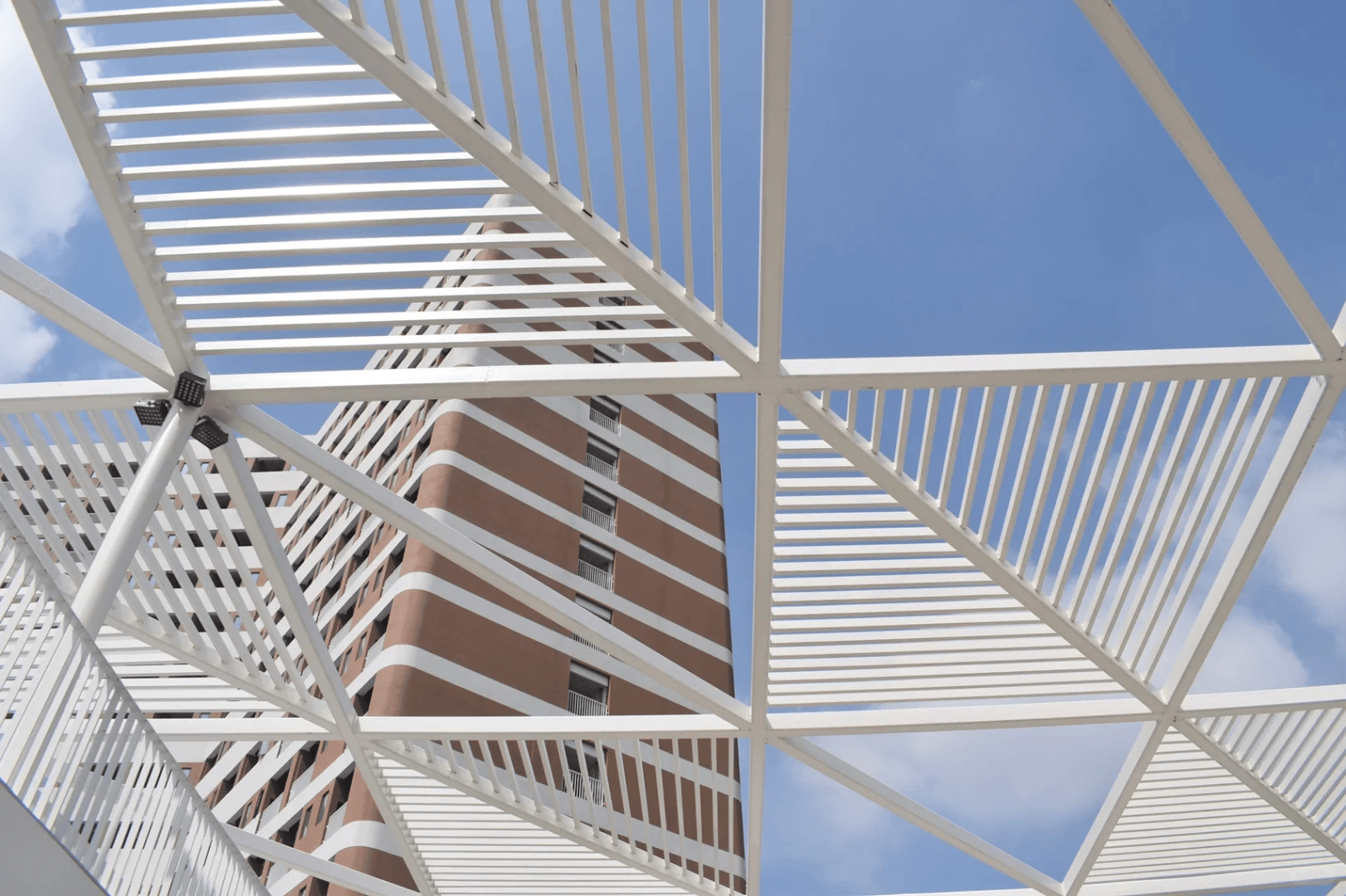 深圳技术大学附属中学