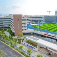 深圳技术大学附属中学校园环境