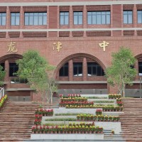 深圳市龙津中学校园环境