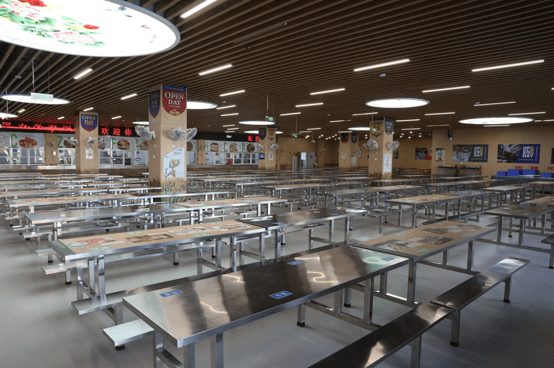 东北师范大学附属中学深圳学校