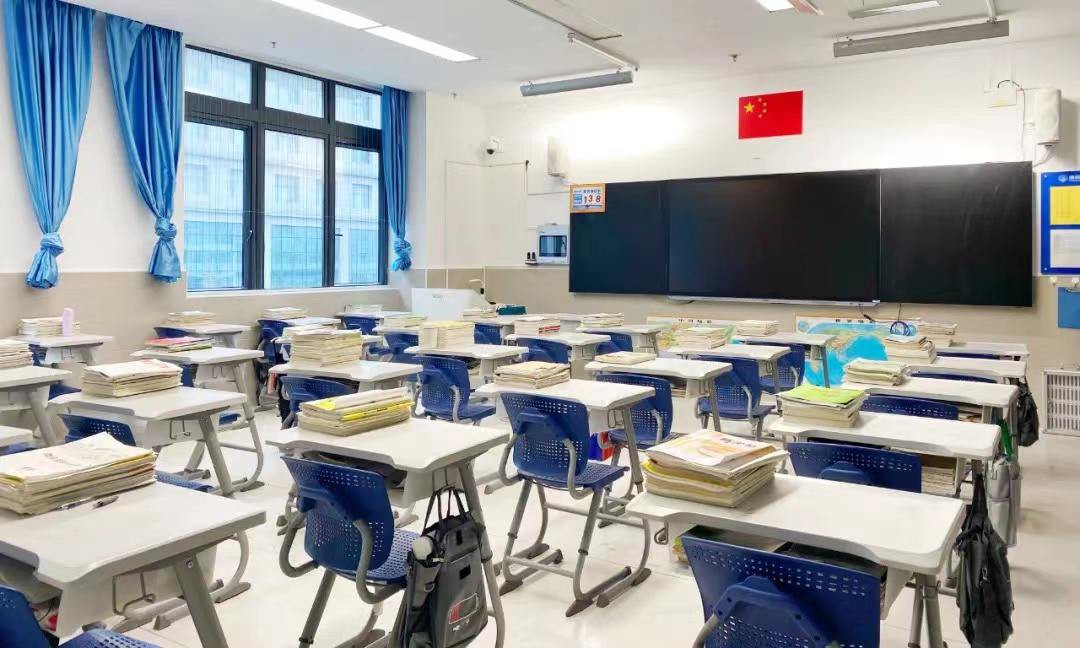 深圳明德实验学校（集团）高级中学（香蜜校区）