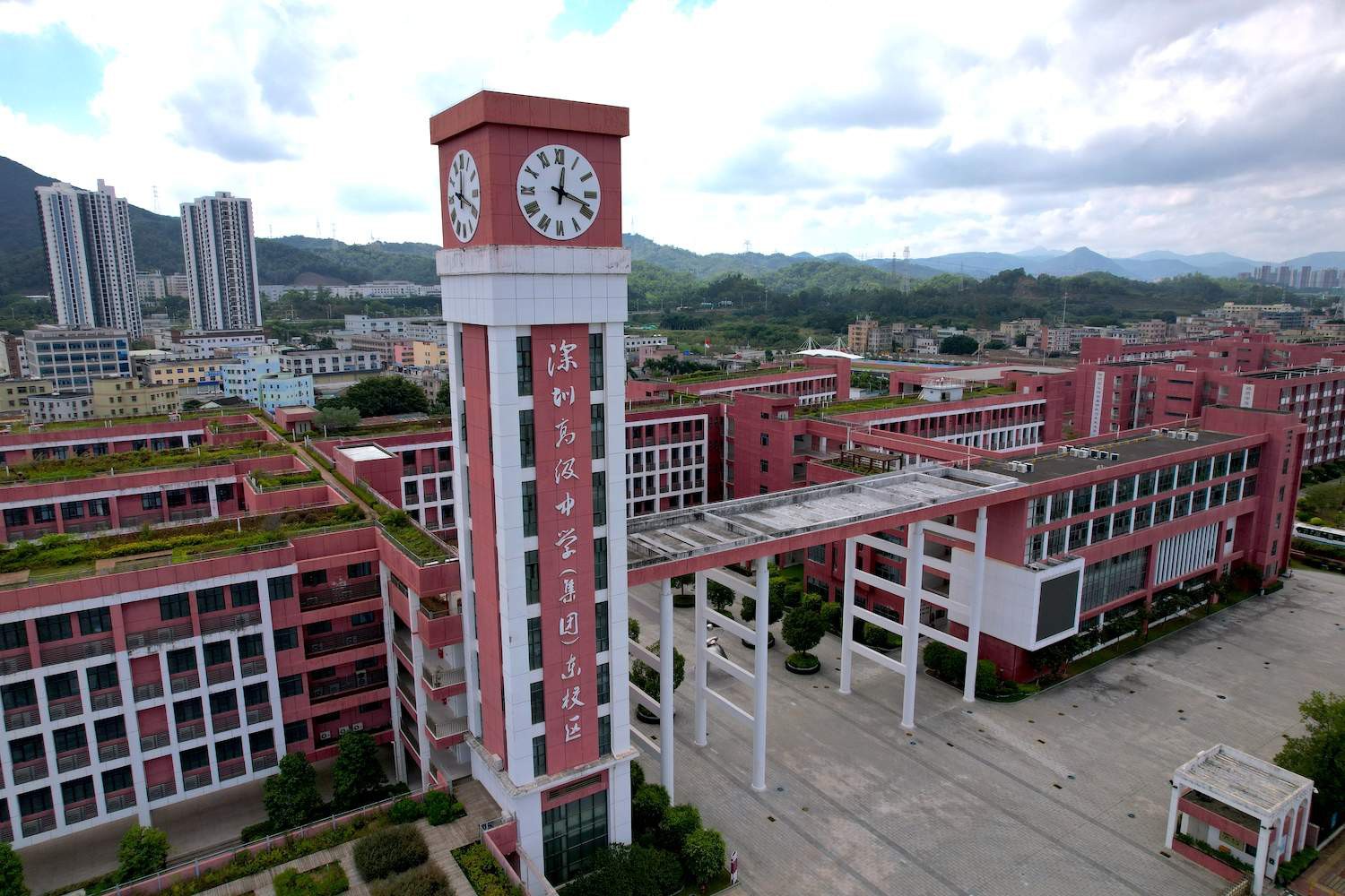 深圳市高级中学东校区