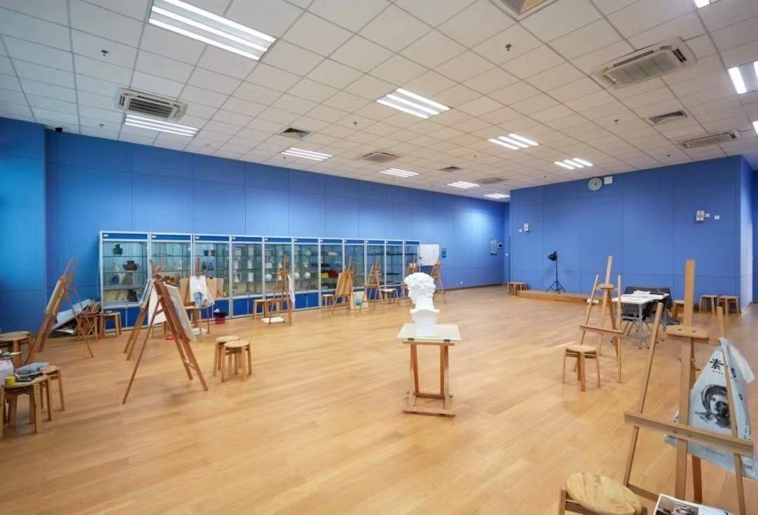 深圳外国语学校龙华高中部