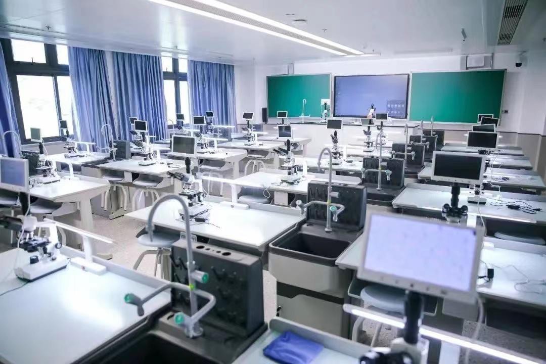 深圳市龙华高级中学教育集团