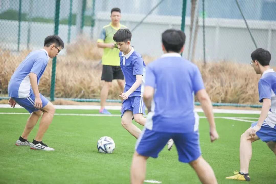 深圳市南山外国语学校（集团）高级中学