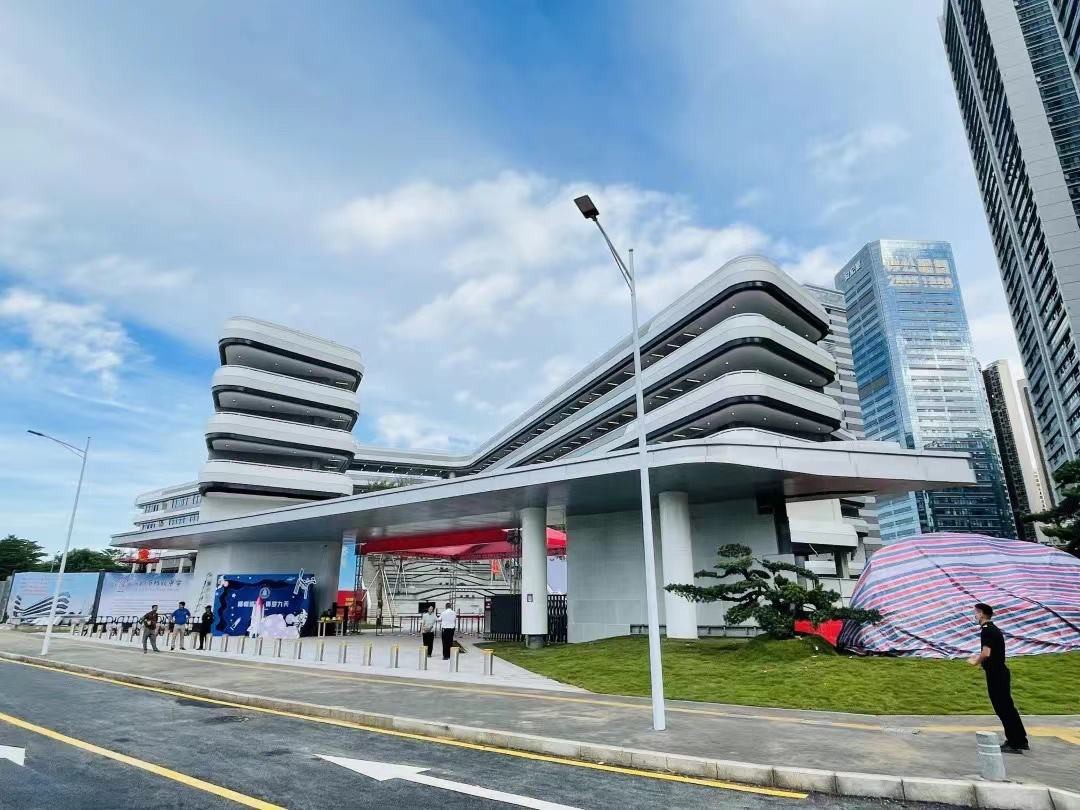 深圳市格致中学