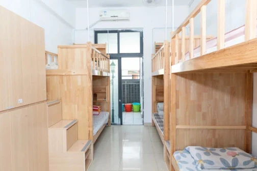 华中师范大学龙岗附属中学